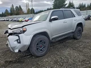 ✅ 2022 Toyota 4Runner TRD Off Road Premium • VIN: JTERU5JR2N6009854 • Лот: 93429035. Опубликован ранее на Copart с пробегом 34 253 миль. Бесплатный доступ к архиву аукционных продаж из США и подробный отчёт об истории автомобиля на DreamBid. Изображение 1.