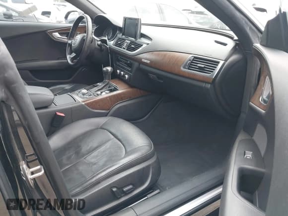 ✅ 2014 Audi A7 Premium Plus • VIN: WAUWGAFC9EN117113 • Lot: 42126257. Listed on IAAI with 91,838 mi. Free auction sales archive from the USA and detailed vehicle history report at DreamBid. Image 5.