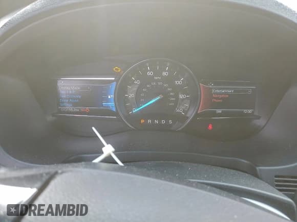 ✅ 2017 Ford Explorer XLT • VIN: 1FM5K8D83HGC22402 • Lot: 94313265. Wystawiony na Copart z przebiegiem 73 115 mil. Bezpłatny archiwum sprzedaży aukcyjnych z USA i szczegółowy raport historii pojazdu na DreamBid. Zdjęcie 9.