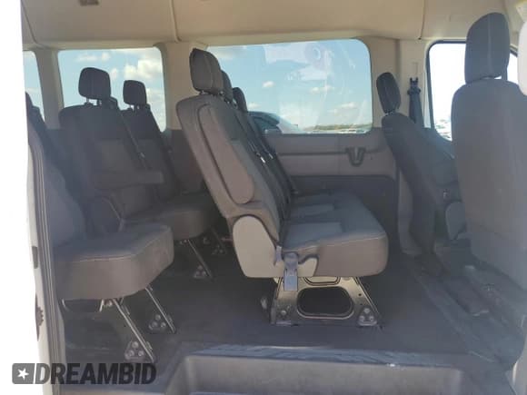 ✅ 2021 Ford Transit Passenger XL • VIN: 1FBAX2C8XMKA49587 • Лот: 43830515. Опубликован ранее на Copart с пробегом 78 815 миль. Бесплатный доступ к архиву аукционных продаж из США и подробный отчёт об истории автомобиля на DreamBid. Изображение 11.