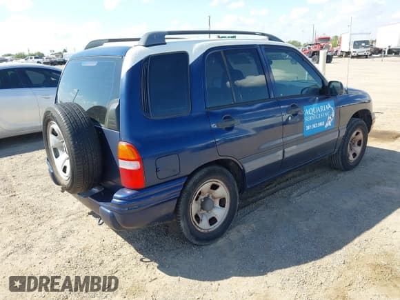 ✅ 2002 Suzuki Vitara JLS • VIN: 2S3TE52V226102190 • Lot: 43416421. Listed on IAAI with 127,735 mi. Free auction sales archive from the USA and detailed vehicle history report at DreamBid. Image 4.