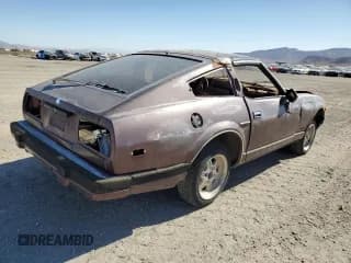 ✅ 1983 Datsun 280ZX • VIN: JN1HZ04S8DX568629 • Lot: 71850514. Wystawiony na Copart z przebiegiem Nie podano. Bezpłatny archiwum sprzedaży aukcyjnych z USA i szczegółowy raport historii pojazdu na DreamBid. Zdjęcie 3.