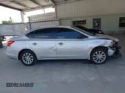 ✅ 2017 Nissan Sentra SL • VIN: 3N1AB7AP1HY367030 • Lot: 42211345. Wystawiony na IAAI z przebiegiem 119 166 mil. Bezpłatny archiwum sprzedaży aukcyjnych z USA i szczegółowy raport historii pojazdu na DreamBid. Zdjęcie 14.