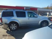 ✅ 2005 Nissan Pathfinder SE • VIN: 5N1AR18U95C768150 • Lot: 43709733. Listed on IAAI with 227,859 mi. Free auction sales archive from the USA and detailed vehicle history report at DreamBid. Image 13.