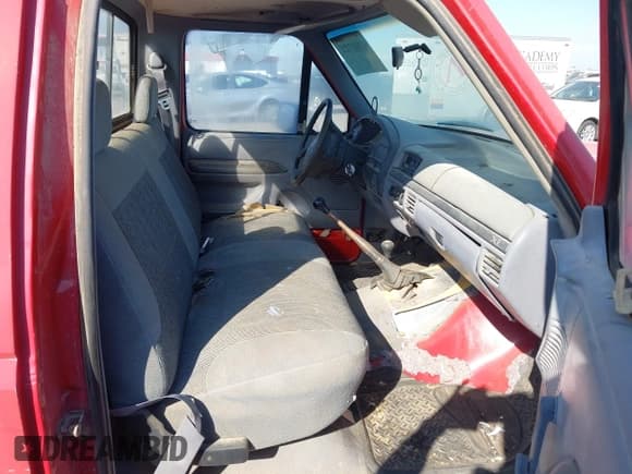 ✅ 1994 Ford F-150 • VIN: 2FTEF14Y9RCA68474 • Лот: 43843721. Опубликован ранее на IAAI с пробегом Не указан. Бесплатный доступ к архиву аукционных продаж из США и подробный отчёт об истории автомобиля на DreamBid. Изображение 5.