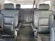 ✅ 2015 Chevrolet Suburban LTZ • VIN: 1GNSKKKC1FR123209 • Lot: 71128734. Wystawiony na Copart z przebiegiem 122 146 mil. Bezpłatny archiwum sprzedaży aukcyjnych z USA i szczegółowy raport historii pojazdu na DreamBid. Zdjęcie 10.