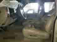 1996 Chevrolet Tahoe с VIN 3GNEK18R8TG153886, выставлен на аукционе Copart как лот 82260705 с пробегом 126 142 миль миль и Списание • Salvage title. История ставок и продаж доступна на DreamBid. Изображение 7.