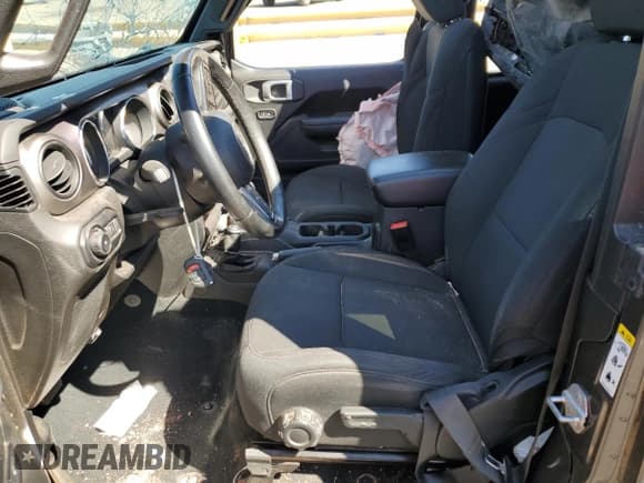 ✅ 2019 Jeep Wrangler Sport S • VIN: 1C4GJXAN4KW501424 • Lot: 70139004. Listed on Copart with 57,707 mi. Free auction sales archive from the USA and detailed vehicle history report at DreamBid. Image 7.