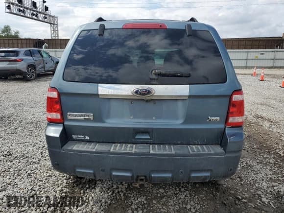 ✅ 2010 Ford Escape Limited • VIN: 1FMCU0EG3AKD32152 • Lot: 84270595. Wystawiony na Copart z przebiegiem 148 641 mil. Bezpłatny archiwum sprzedaży aukcyjnych z USA i szczegółowy raport historii pojazdu na DreamBid. Zdjęcie 6.