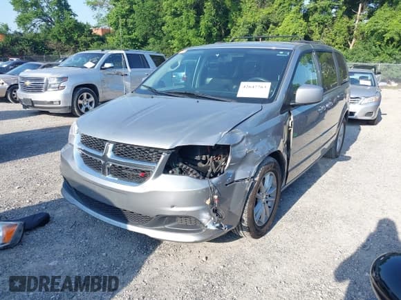 ✅ 2015 Dodge Grand Caravan SXT • VIN: 2C4RDGCG5FR733575 • Lot: 42647763. Wystawiony na IAAI z przebiegiem 279 285 mil. Bezpłatny archiwum sprzedaży aukcyjnych z USA i szczegółowy raport historii pojazdu na DreamBid. Zdjęcie 2.