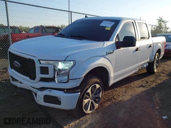 ✅ 2020 Ford F-150 XL • VIN: 1FTEW1EP1LKD07153 • Lot: 43319424. Wystawiony na IAAI z przebiegiem 86 436 mil. Bezpłatny archiwum sprzedaży aukcyjnych z USA i szczegółowy raport historii pojazdu na DreamBid. Zdjęcie 6.