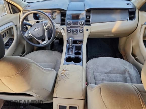 ✅ 2013 Ford Taurus SE • VIN: 1FAHP2D97DG181507 • Лот: 95549895. Опубликован ранее на Copart с пробегом 228 830 миль. Бесплатный доступ к архиву аукционных продаж из США и подробный отчёт об истории автомобиля на DreamBid. Изображение 8.