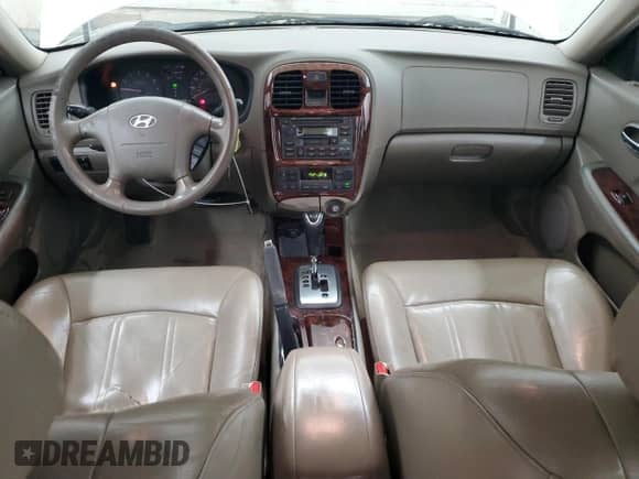 2004 Hyundai Sonata GLS с VIN KMHWF35H74A946133, выставлен на аукционе Copart как лот 48028595 с пробегом 175 589 миль миль и Списание • Salvage title. История ставок и продаж доступна на DreamBid. Изображение 8.