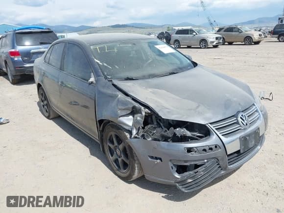 ✅ 2006 Volkswagen Jetta Value Edition • VIN: 3VWPF71K46M775829 • Лот: 42424974. Опубликован ранее на IAAI с пробегом 93 206 миль. Бесплатный доступ к архиву аукционных продаж из США и подробный отчёт об истории автомобиля на DreamBid. Изображение 6.