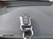 ✅ 2015 Lincoln MKZ Hybrid • VIN: 3LN6L2LU1FR623403 • Lot: 43597880. Wystawiony na IAAI z przebiegiem 89 585 mil. Bezpłatny archiwum sprzedaży aukcyjnych z USA i szczegółowy raport historii pojazdu na DreamBid. Zdjęcie 11.