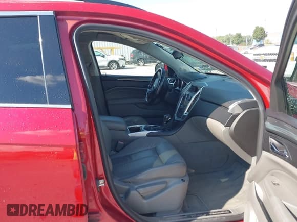 ✅ 2010 Cadillac SRX • VIN: 3GYFNGEY3AS594574 • Лот: 42957231. Опубликован ранее на IAAI с пробегом 172 417 миль. Бесплатный доступ к архиву аукционных продаж из США и подробный отчёт об истории автомобиля на DreamBid. Изображение 5.