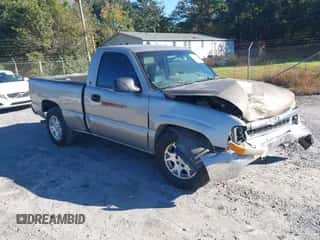 2002 Chevrolet Silverado 1500 z VIN 1GCEC14W32Z223181, wystawiony jako IAAI lot #43468850 z przebiegiem Nie podano mil oraz . Historia ofert i sprzedaży dostępna na DreamBid. Obrazek 1.