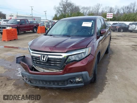 ✅ 2017 Honda Ridgeline RTL-T • VIN: 5FPYK3F61HB018392 • Lot: 41806675. Wystawiony na IAAI z przebiegiem 27 552 mil. Bezpłatny archiwum sprzedaży aukcyjnych z USA i szczegółowy raport historii pojazdu na DreamBid. Zdjęcie 2.