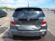 ✅ 2013 Honda Fit Sport • VIN: JHMGE8H56DC060852 • Лот: 43373220. Опубликован ранее на IAAI с пробегом 130 501 миль. Бесплатный доступ к архиву аукционных продаж из США и подробный отчёт об истории автомобиля на DreamBid. Изображение 17.