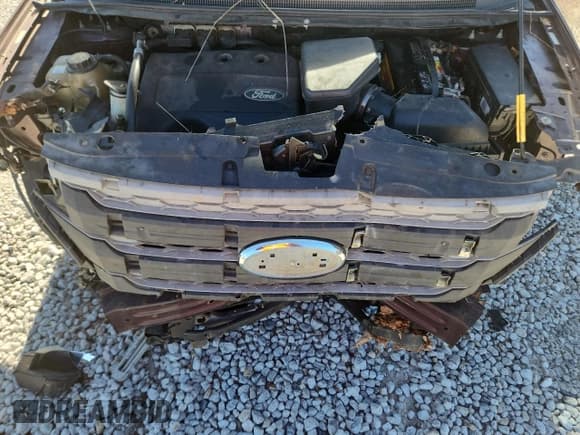 ✅ 2011 Ford Edge Limited • VIN: 2FMDK3KC1BBA50181 • Lot: 92578175. Wystawiony na Copart z przebiegiem 344 929 mil. Bezpłatny archiwum sprzedaży aukcyjnych z USA i szczegółowy raport historii pojazdu na DreamBid. Zdjęcie 12.