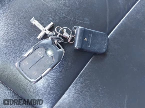 ✅ 2021 Chevrolet Silverado 1500 LT Trail Boss • VIN: 3GCPYFEL2MG223896 • Lot: 42156211. Wystawiony na IAAI z przebiegiem 108 623 mil. Bezpłatny archiwum sprzedaży aukcyjnych z USA i szczegółowy raport historii pojazdu na DreamBid. Zdjęcie 11.