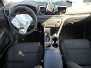 ✅ 2022 Kia Sportage LX • VIN: KNDPMCAC6N7011421 • Лот: 60608625. Опубликован ранее на Copart с пробегом 67 488 миль. Бесплатный доступ к архиву аукционных продаж из США и подробный отчёт об истории автомобиля на DreamBid. Изображение 8.