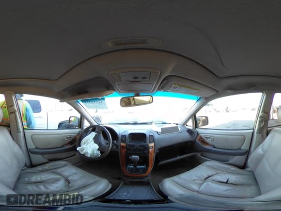 ✅ 1999 Lexus RX 300 • VIN: JT6GF10U3X0025918 • Лот: 42552315. Опубликован ранее на IAAI с пробегом 200 158 миль. Бесплатный доступ к архиву аукционных продаж из США и подробный отчёт об истории автомобиля на DreamBid. Изображение 18.