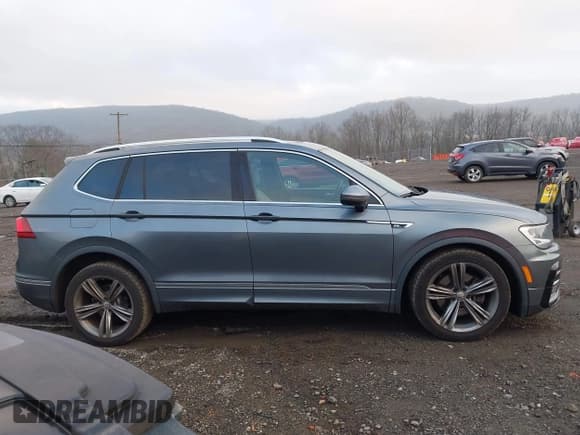 ✅ 2019 Volkswagen Tiguan SE • VIN: 3VV2B7AX7KM025647 • Lot: 43804822. Wystawiony na IAAI z przebiegiem 143 628 mil. Bezpłatny archiwum sprzedaży aukcyjnych z USA i szczegółowy raport historii pojazdu na DreamBid. Zdjęcie 13.