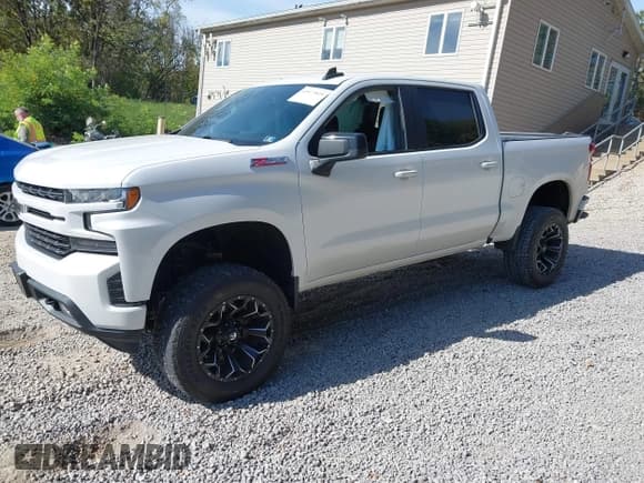 ✅ 2019 Chevrolet Silverado 1500 RST • VIN: 3GCUYEED6KG155945 • Lot: 43473839. Wystawiony na IAAI z przebiegiem 83 602 mil. Bezpłatny archiwum sprzedaży aukcyjnych z USA i szczegółowy raport historii pojazdu na DreamBid. Zdjęcie 2.