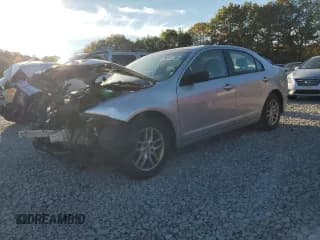 ✅ 2011 Ford Fusion S • VIN: 3FAHP0GA2BR111333 • Лот: 86883735. Опубликован ранее на Copart с пробегом Не указан. Бесплатный доступ к архиву аукционных продаж из США и подробный отчёт об истории автомобиля на DreamBid. Изображение 1.