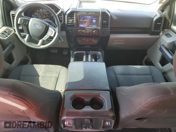 ✅ 2020 Ford F-150 XL • VIN: 1FTEW1EP6LKF54846 • Лот: 85865655. Опубликован ранее на Copart с пробегом 100 859 миль. Бесплатный доступ к архиву аукционных продаж из США и подробный отчёт об истории автомобиля на DreamBid. Изображение 8.