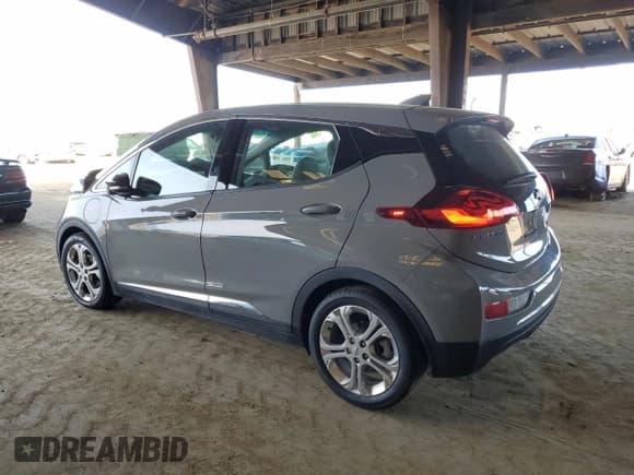 ✅ 2020 Chevrolet Bolt EV LT • VIN: 1G1FY6S03L4141315 • Lot: 49989565. Wystawiony na Copart z przebiegiem 53 314 mil. Bezpłatny archiwum sprzedaży aukcyjnych z USA i szczegółowy raport historii pojazdu na DreamBid. Zdjęcie 2.