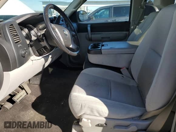 2009 Chevrolet Silverado 1500 LT с VIN 2GCEC29C291105811, выставлен на аукционе Copart как лот 47569325 с пробегом 170 331 миль миль и Списание • Salvage title. История ставок и продаж доступна на DreamBid. Изображение 7.