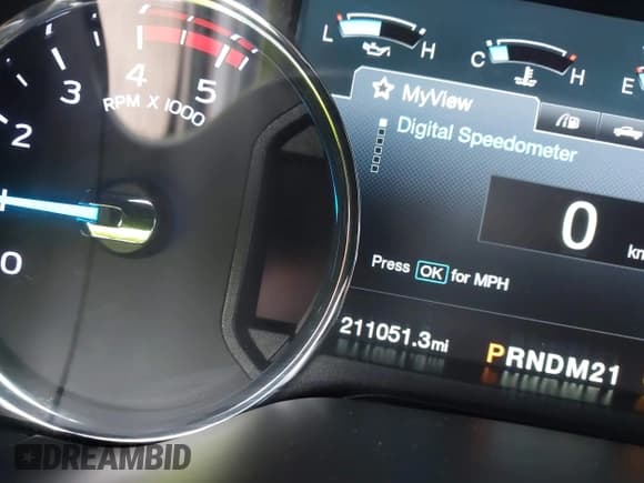 ✅ 2018 Ford F-250 XL • VIN: 1FT7W2BT9JEC77105 • Lot: 42187476. Listed on IAAI with 211,051 mi. Free auction sales archive from the USA and detailed vehicle history report at DreamBid. Image 15.