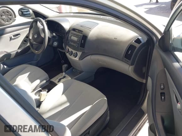 ✅ 2009 Hyundai Elantra GLS • VIN: KMHDU46D69U745635 • Lot: 43686781. Listed on IAAI with 121,320 mi. Free auction sales archive from the USA and detailed vehicle history report at DreamBid. Image 5.