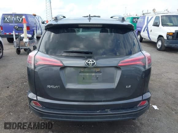 ✅ 2017 Toyota RAV4 LE • VIN: JTMZFREV3HJ122727 • Lot: 42492530. Listed on IAAI with 120,529 mi. Free auction sales archive from the USA and detailed vehicle history report at DreamBid. Image 16.