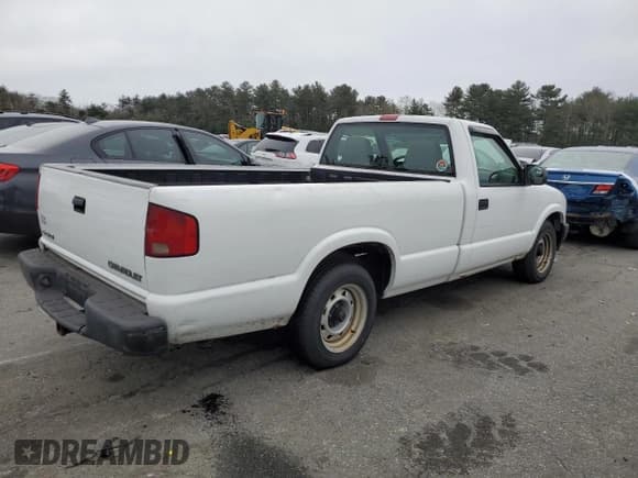 ✅ 2003 Chevrolet S-10 LS • VIN: 1GCCS14X638207972 • Lot: 87030294. Listed on Copart with 174,102 mi. Free auction sales archive from the USA and detailed vehicle history report at DreamBid. Image 3.