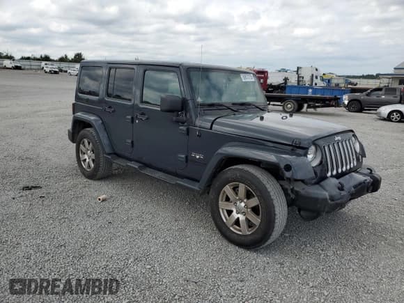 ✅ 2016 Jeep Wrangler Unlimited Sahara • VIN: 1C4BJWEG6GL180933 • Lot: 69570755. Listed on Copart with 73,028 mi. Free auction sales archive from the USA and detailed vehicle history report at DreamBid. Image 4.