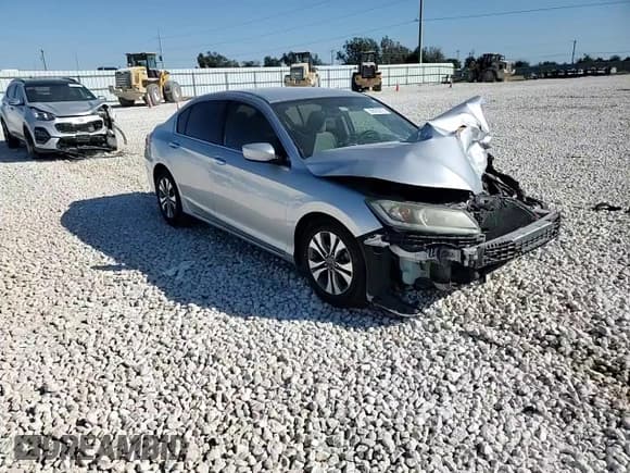 ✅ 2013 Honda Accord LX • VIN: 1HGCR2F32DA073078 • Лот: 92433275. Опубликован ранее на Copart с пробегом Не указан. Бесплатный доступ к архиву аукционных продаж из США и подробный отчёт об истории автомобиля на DreamBid. Изображение 14.