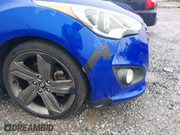 2014 Hyundai Veloster Turbo с VIN KMHTC6AE5EU201485, выставлен на аукционе IAAI как лот 43588436 с пробегом 136 026 миль миль и . История ставок и продаж доступна на DreamBid. Изображение 13.
