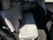 ✅ 2023 Honda Pilot LX • VIN: 5FNYG2H21PB004294 • Lot: 58257395. Wystawiony na Copart z przebiegiem 31 498 mil. Bezpłatny archiwum sprzedaży aukcyjnych z USA i szczegółowy raport historii pojazdu na DreamBid. Zdjęcie 11.