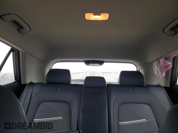 ✅ 2022 Hyundai Venue SEL • VIN: KMHRC8A3XNU151347 • Lot: 81422234. Listed on Copart with 47,205 mi. Free auction sales archive from the USA and detailed vehicle history report at DreamBid. Image 10.