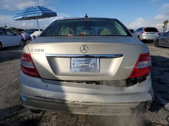 ✅ 2011 Mercedes-Benz C 300 Sport • VIN: WDDGF5EB8BA508630 • Лот: 93150485. Опубликован ранее на Copart с пробегом 94 260 миль. Бесплатный доступ к архиву аукционных продаж из США и подробный отчёт об истории автомобиля на DreamBid. Изображение 6.