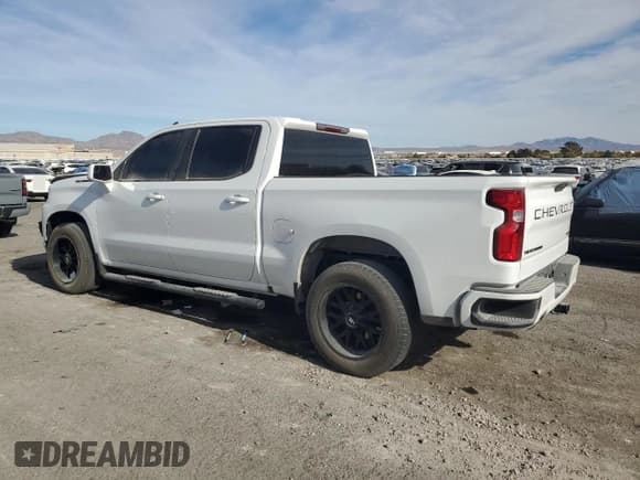 ✅ 2020 Chevrolet Silverado 1500 Custom • VIN: 1GCPWBEF2LZ144946 • Lot: 82609414. Wystawiony na Copart z przebiegiem 57 886 mil. Bezpłatny archiwum sprzedaży aukcyjnych z USA i szczegółowy raport historii pojazdu na DreamBid. Zdjęcie 2.