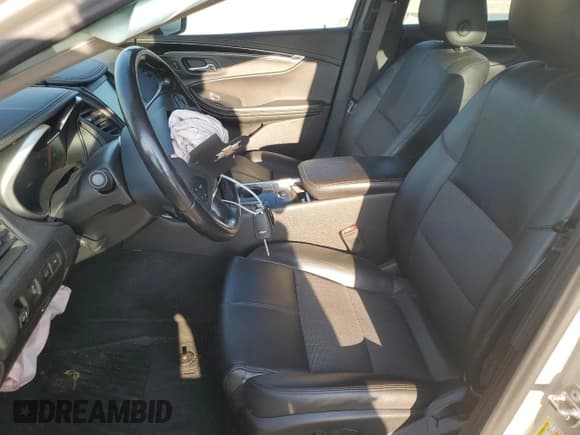 ✅ 2017 Chevrolet Impala LT • VIN: 2G1105S34H9108284 • Лот: 71917774. Опубликован ранее на Copart с пробегом 110 535 миль. Бесплатный доступ к архиву аукционных продаж из США и подробный отчёт об истории автомобиля на DreamBid. Изображение 7.