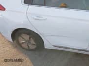 ✅ 2020 Hyundai Ioniq SE • VIN: KMHC75LC2LU232832 • Lot: 41297279. Wystawiony na IAAI z przebiegiem 185 217 mil. Bezpłatny archiwum sprzedaży aukcyjnych z USA i szczegółowy raport historii pojazdu na DreamBid. Zdjęcie 18.