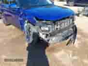 ✅ 2022 Hyundai Venue SEL • VIN: KMHRC8A30NU178265 • Lot: 43317179. Wystawiony na IAAI z przebiegiem 31 971 mil. Bezpłatny archiwum sprzedaży aukcyjnych z USA i szczegółowy raport historii pojazdu na DreamBid. Zdjęcie 6.