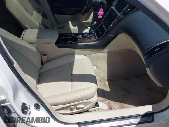 ✅ 2019 Infiniti Q50 Sport • VIN: JN1EV7AP3KM515228 • Lot: 42264305. Listed on IAAI with 122,358 mi. Free auction sales archive from the USA and detailed vehicle history report at DreamBid. Image 5.