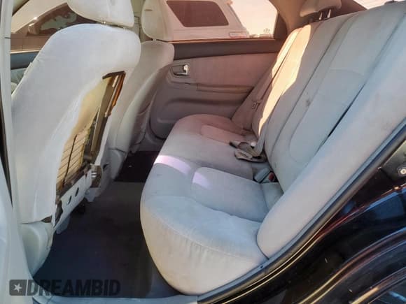 ✅ 2007 Kia Spectra EX • VIN: KNAFE121975403508 • Lot: 85395785. Wystawiony na Copart z przebiegiem 315 499 mil. Bezpłatny archiwum sprzedaży aukcyjnych z USA i szczegółowy raport historii pojazdu na DreamBid. Zdjęcie 10.