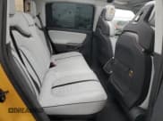 ✅ 2022 Rivian R1T Launch Edition • VIN: 7FCTGAAL2NN011755 • Lot: 59934185. Wystawiony na Copart z przebiegiem 12 261 mil. Bezpłatny archiwum sprzedaży aukcyjnych z USA i szczegółowy raport historii pojazdu na DreamBid. Zdjęcie 10.